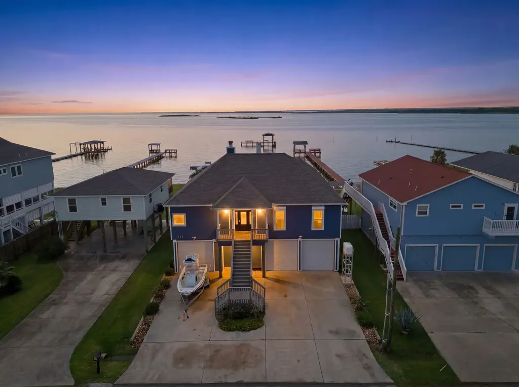 1623 Dick Bay Drive San Leon TX 77539