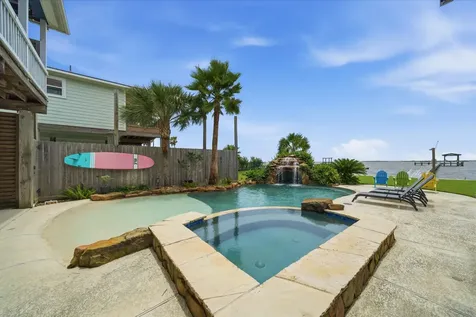 1623 Dick Bay Drive San Leon TX 77539