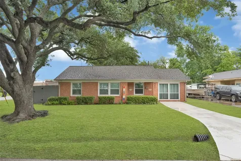 501 Jerry Street Houston TX 77022