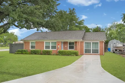 501 Jerry Street Houston TX 77022