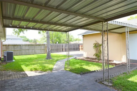 501 Jerry Street Houston TX 77022