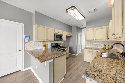 17027 Gleneviss Drive Houston TX 77084