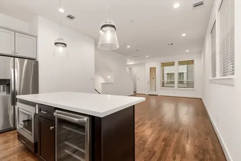 2777 Clinton Drive Houston TX 77020