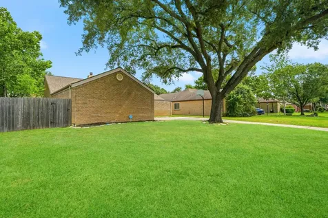 15026 Howland Street Houston TX 77084