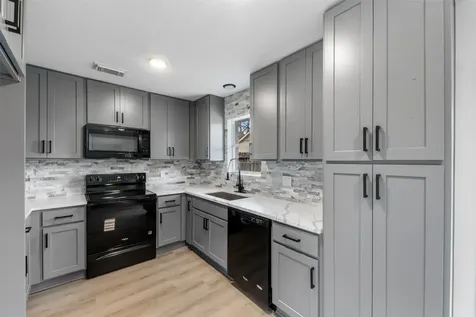 5734 Farwell Drive Houston TX 77035