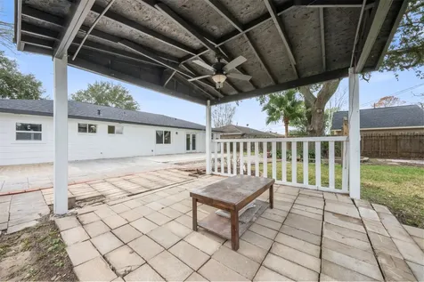 5734 Farwell Drive Houston TX 77035