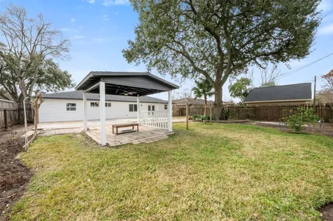 5734 Farwell Drive Houston TX 77035