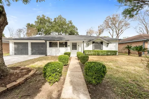 5734 Farwell Drive Houston TX 77035