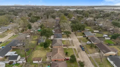 5734 Farwell Drive Houston TX 77035