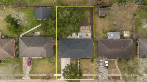 5734 Farwell Drive Houston TX 77035