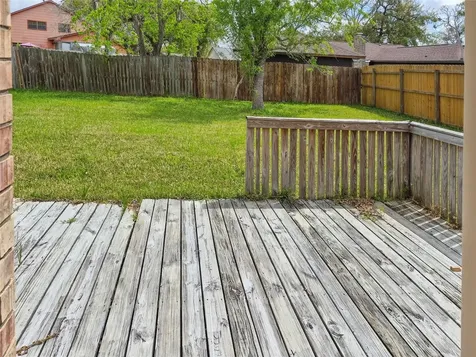 103 Ironwood Street Lake Jackson TX 77566