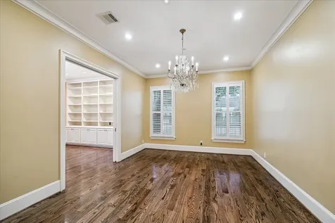 1201 Barkdull Street Houston TX 77006