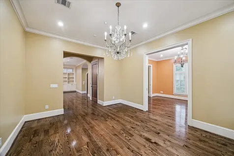 1201 Barkdull Street Houston TX 77006