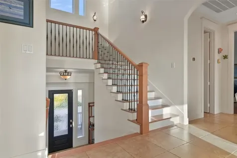 13338 Binnacle Way Galveston TX 77554