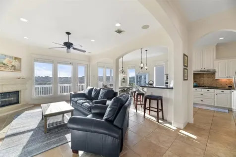 13338 Binnacle Way Galveston TX 77554