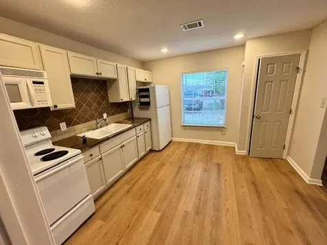 1405 Rice Street Alvin TX 77511