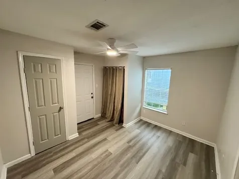 1405 Rice Street Alvin TX 77511