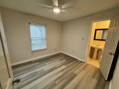 1405 Rice Street Alvin TX 77511