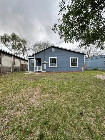 1405 Rice Street Alvin TX 77511