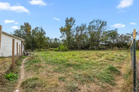 143 County Road 2315 Dayton TX 77535