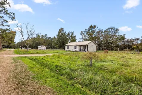 143 County Road 2315 Dayton TX 77535