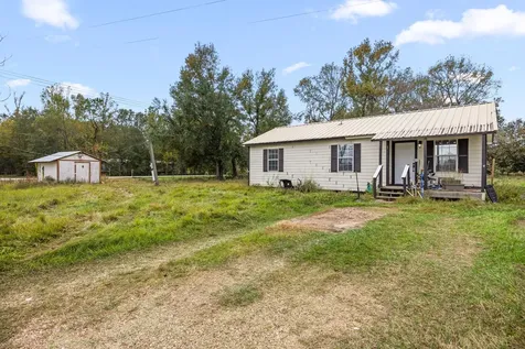 143 County Road 2315 Dayton TX 77535