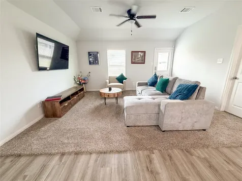 1513 22nd Street Hempstead TX 77445