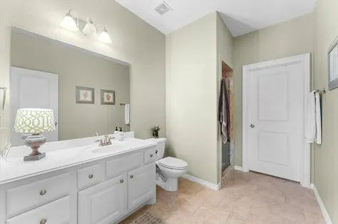 18 Laurelwood Drive Houston TX 77058