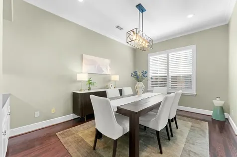 18 Laurelwood Drive Houston TX 77058