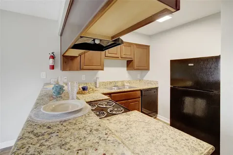 5701 Schumacher Lane 23 Houston TX 77057