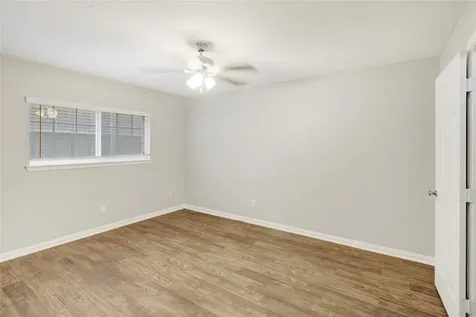 5701 Schumacher Lane 23 Houston TX 77057