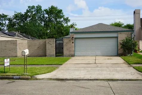 8207 Misty Ridge Lane Houston TX 77071