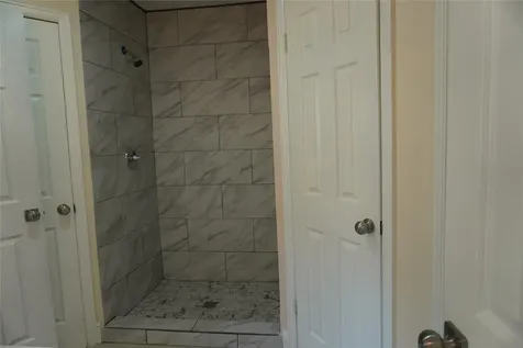 8207 Misty Ridge Lane Houston TX 77071