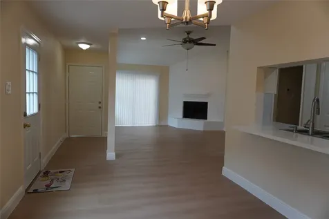 8207 Misty Ridge Lane Houston TX 77071