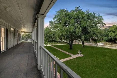 902 Richmond Parkway Richmond TX 77469