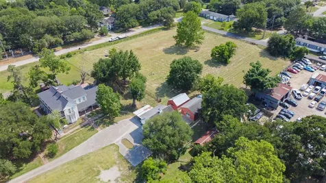 902 Richmond Parkway Richmond TX 77469