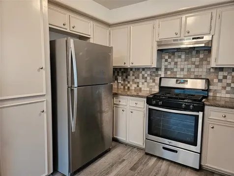 80 Fallenstone Drive The Woodlands TX 77381