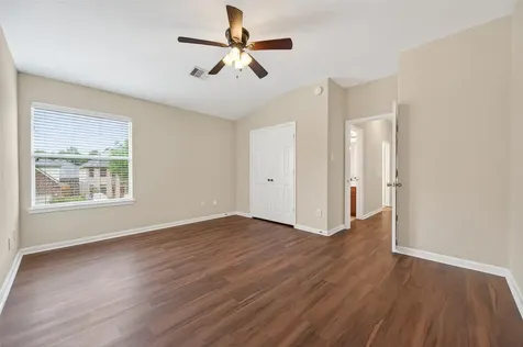 10427 Lyndon Meadows Drive Houston TX 77095