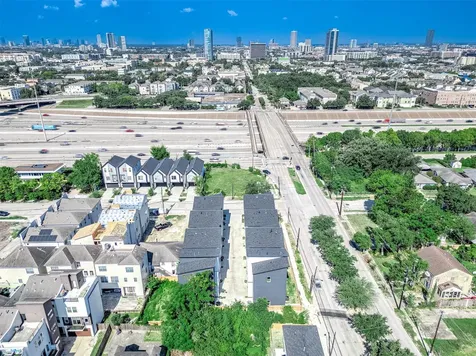 3203 St Emanuel Street A Houston TX 77004