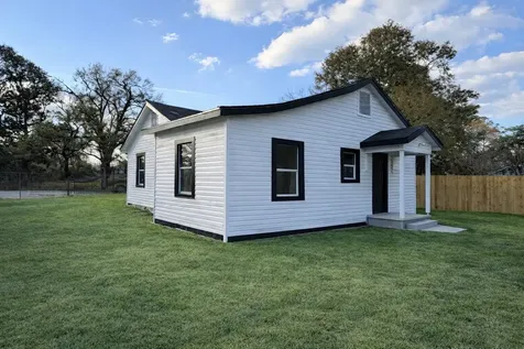 9306 Grady Street Houston TX 77016