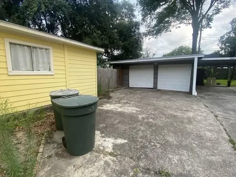 2480 Pecos Street Beaumont TX 77702