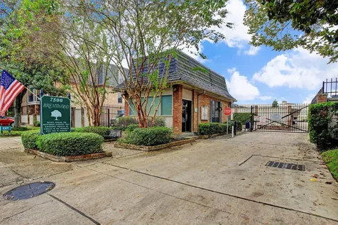 2400 N Braeswood Boulevard 108 Houston TX 77030