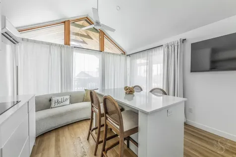 2906 Avenue R 1/2 Galveston TX 77550