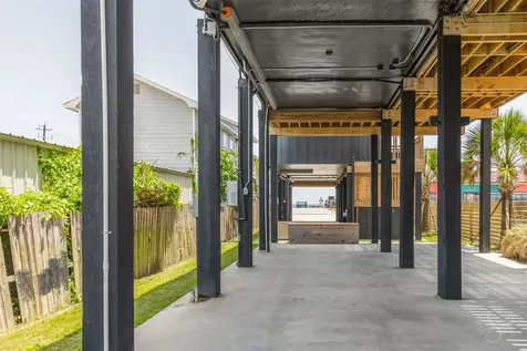 2906 Avenue R 1/2 Galveston TX 77550