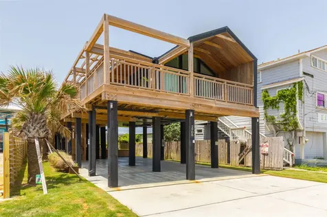 2906 Avenue R 1/2 Galveston TX 77550