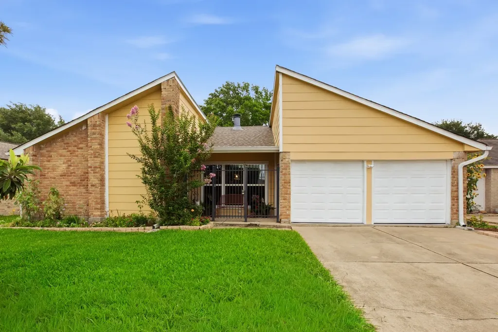 3451 Golders Green Drive Houston TX 77082