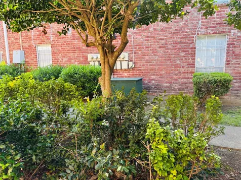 9201 Clarewood Drive 129 Houston TX 77036