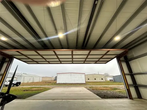 8814 Taxiway Three Manvel TX 77578
