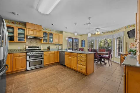 6910 Highway 147 N Center TX 75935