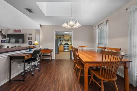 6910 Highway 147 N Center TX 75935